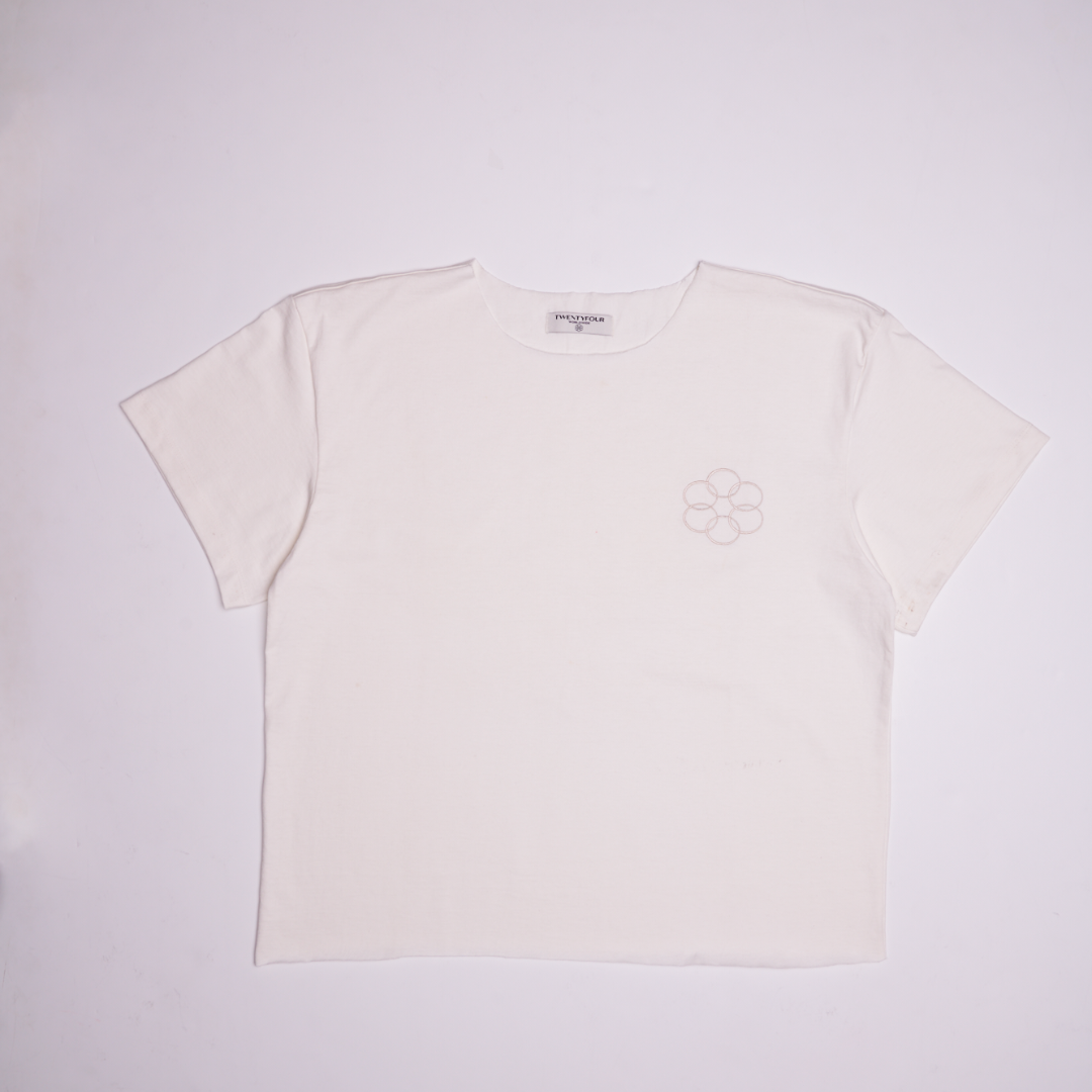 6 GLOBE TEE